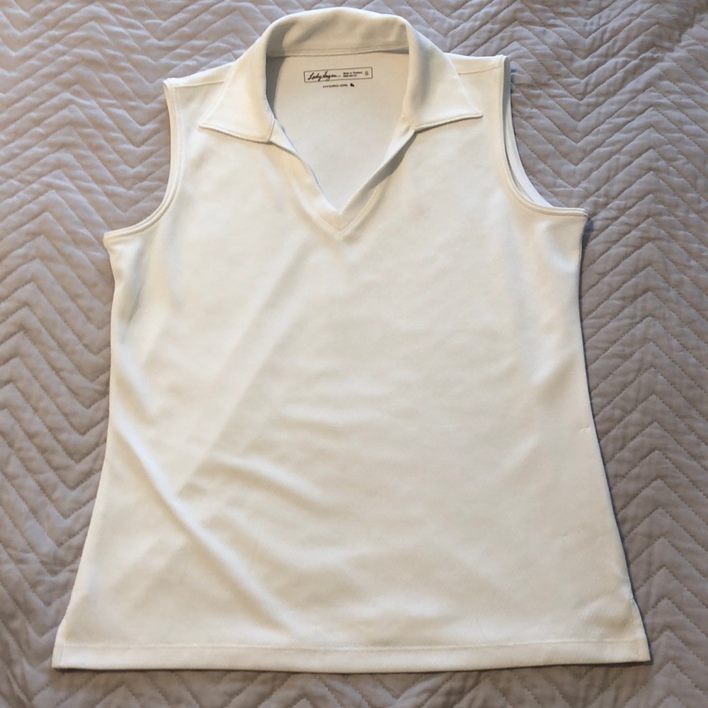 Sleeveless golf/tennis top